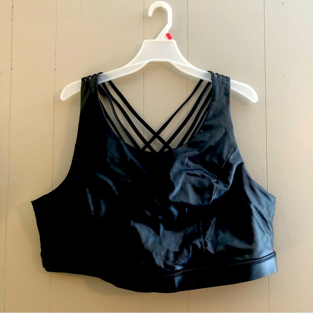 Torrid Size 4 Sports Bra